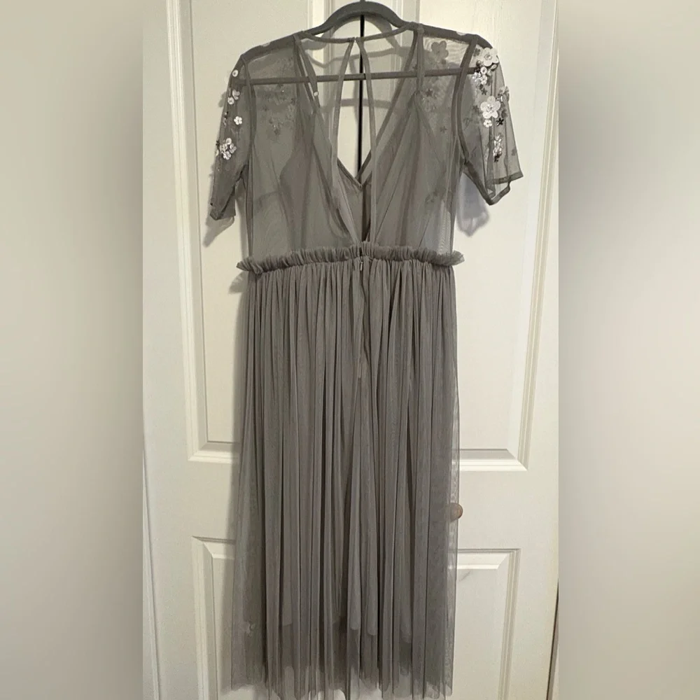 ASOS Gray Dress with White Floral Details - Picture 3 of 6
